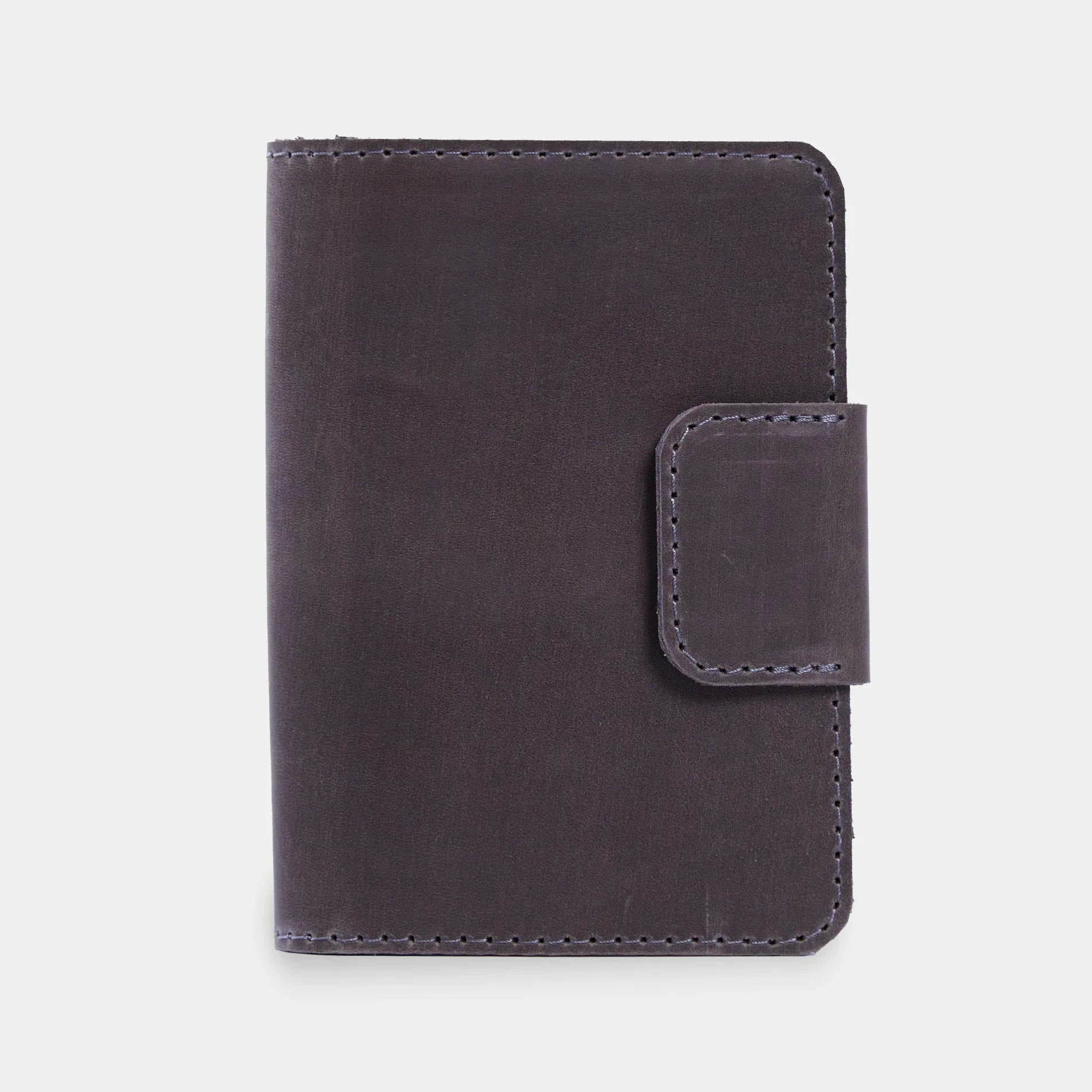 Smart Journey Vintage Leather Passport Cover for Travel with AirTag and Cards Holders - INCARNE® Global