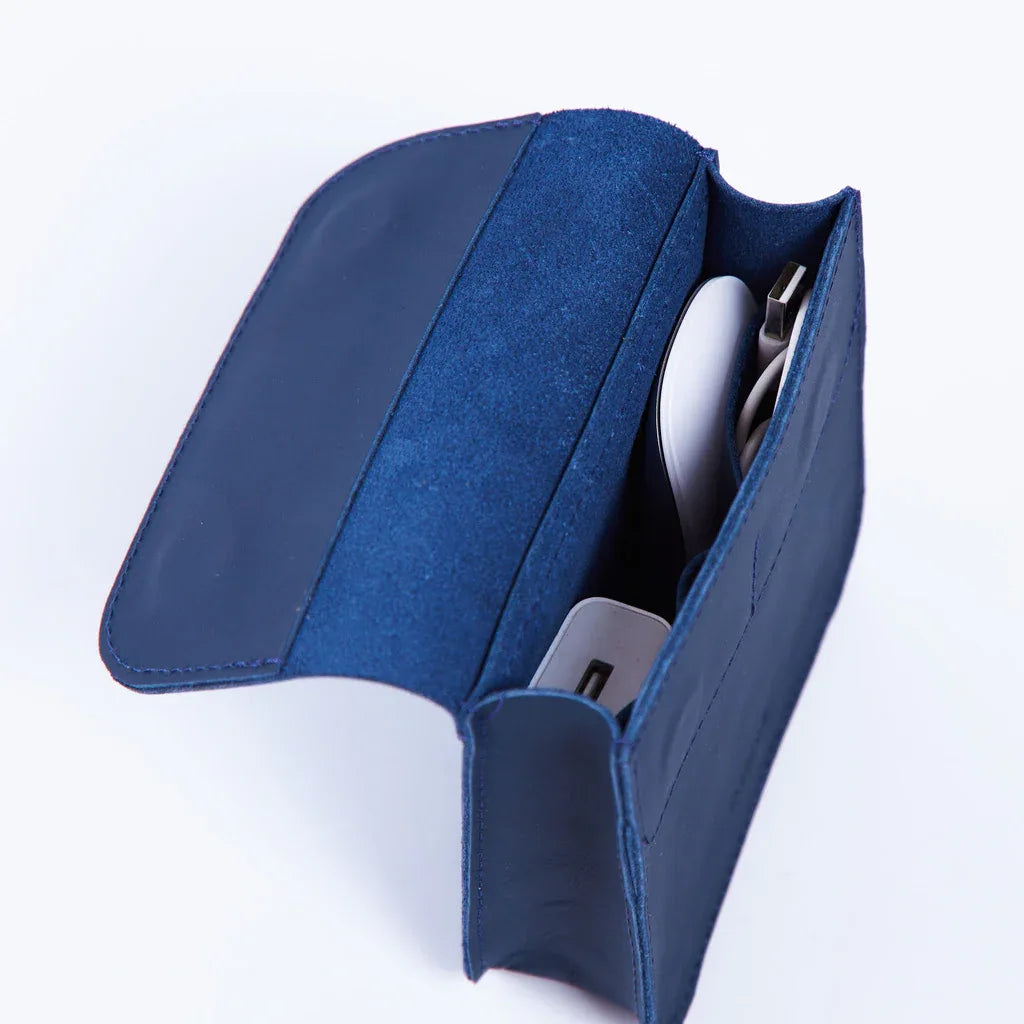 Wander Cable, Charger, Mouse Organizer in Classic Leather - INCARNE® Global