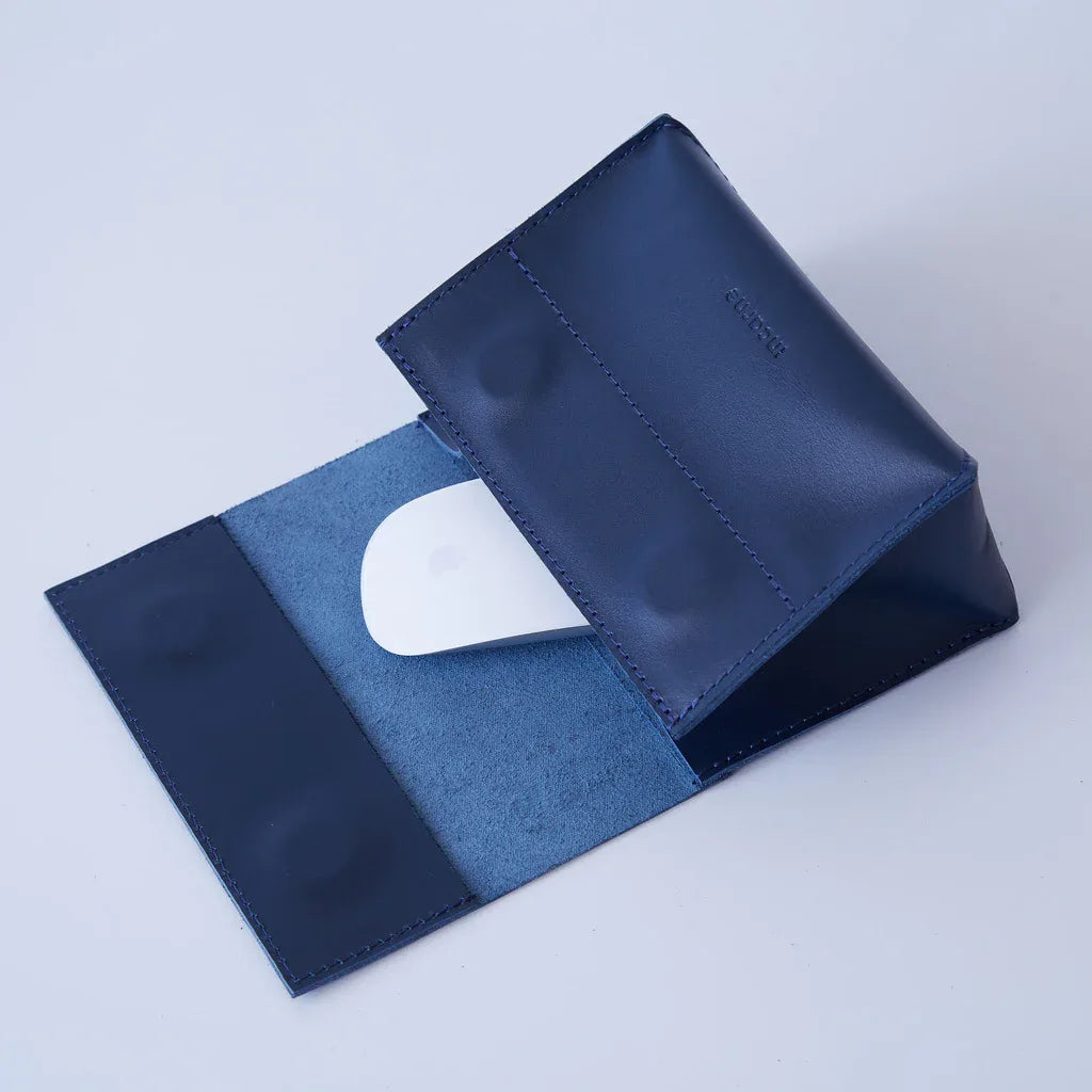 Wire Keeper Organizer for Cables, Mouse, Adapters in Classic Leather - INCARNE® Global