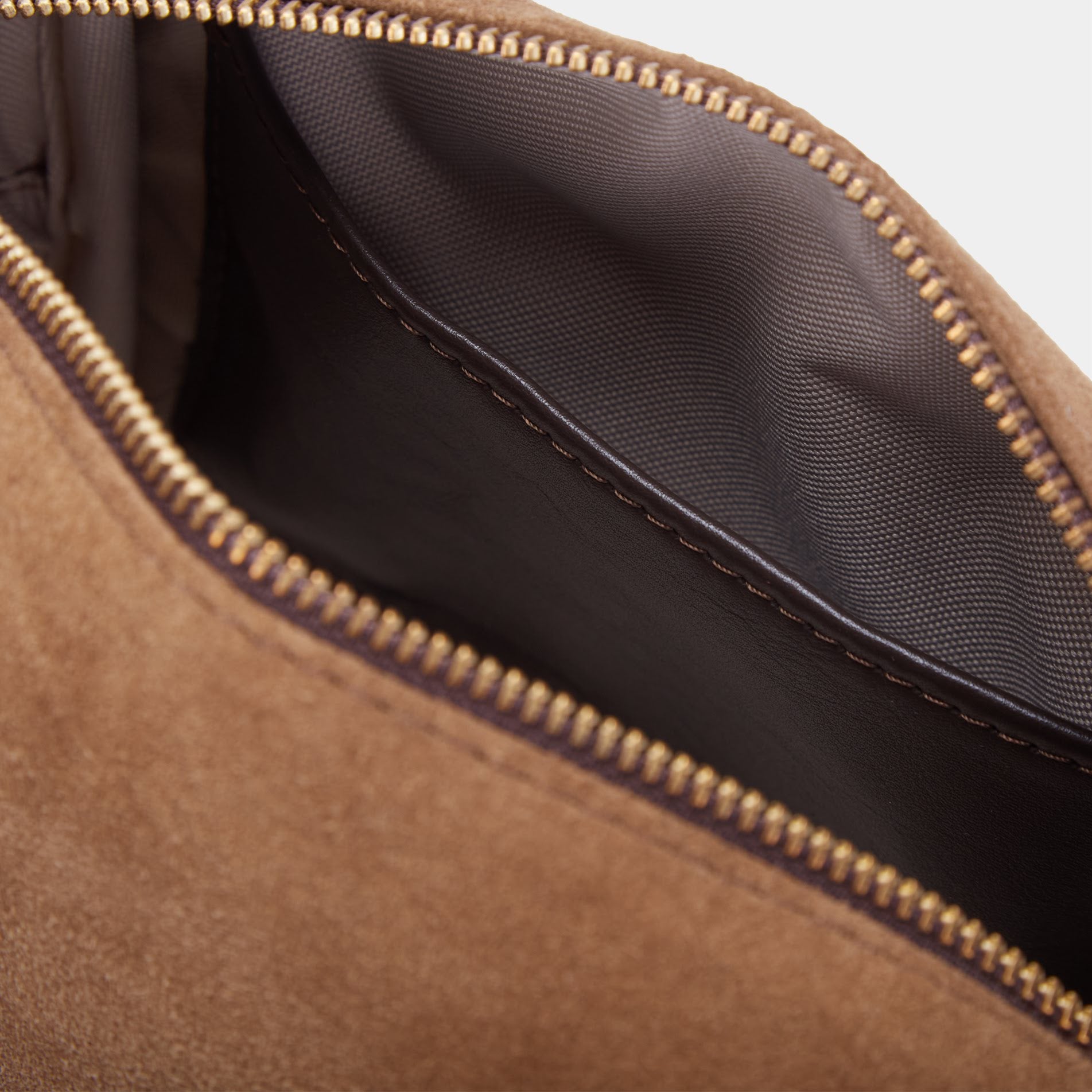 Mirage Medium Cosmetic Bag, Rust (velour)