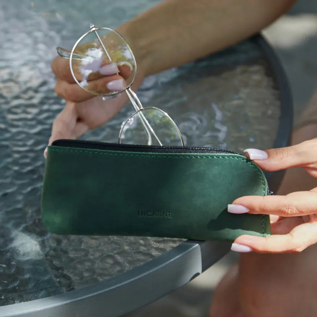 Leaf Leather Eyeglass Case - INCARNEĀ® Global