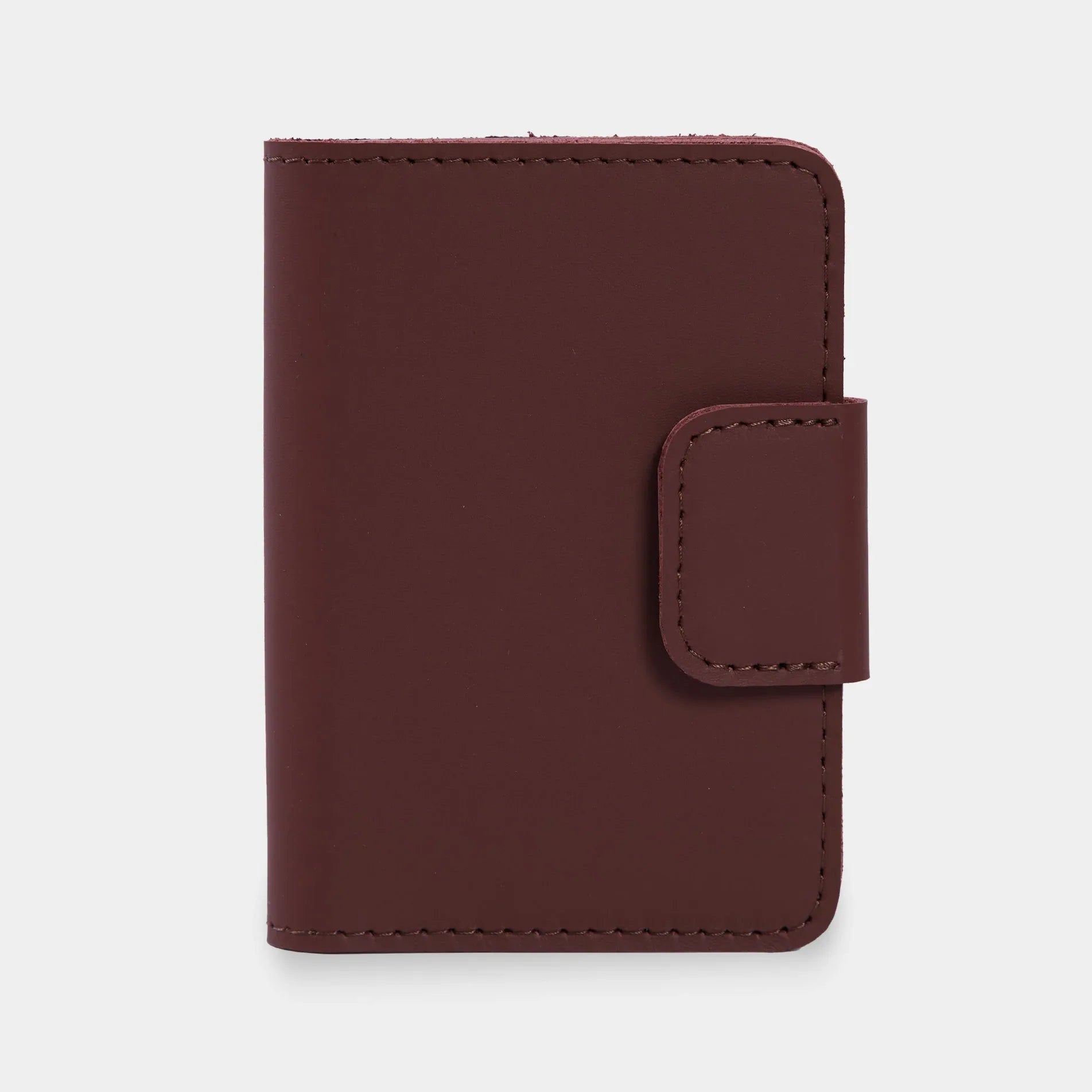Smart Journey Classic Leather Passport Cover for Travel with AirTag and Cards Holders - INCARNE® Global
