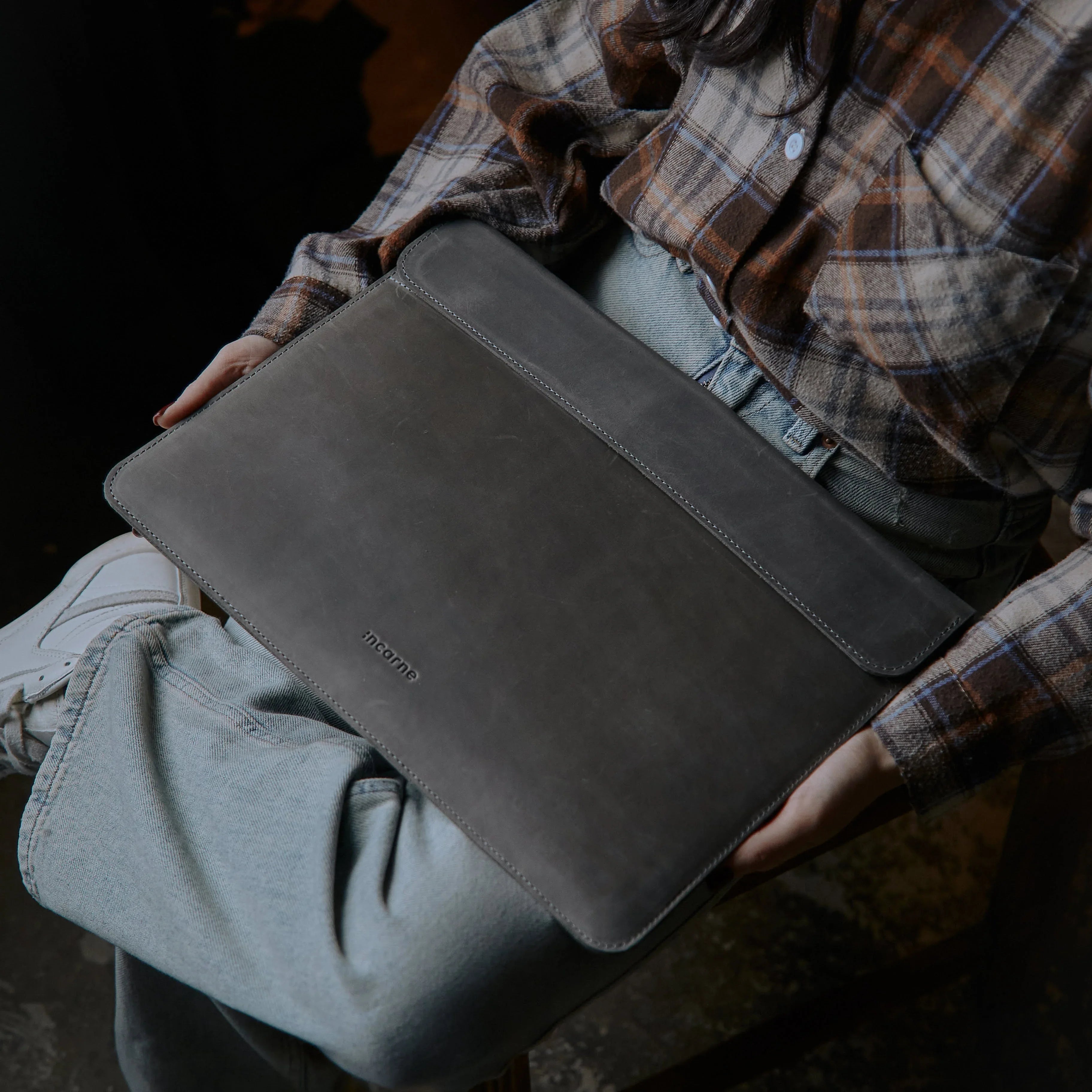 Klouz Laptop Sleeve, Gray (vintage) - INCARNE® Global
