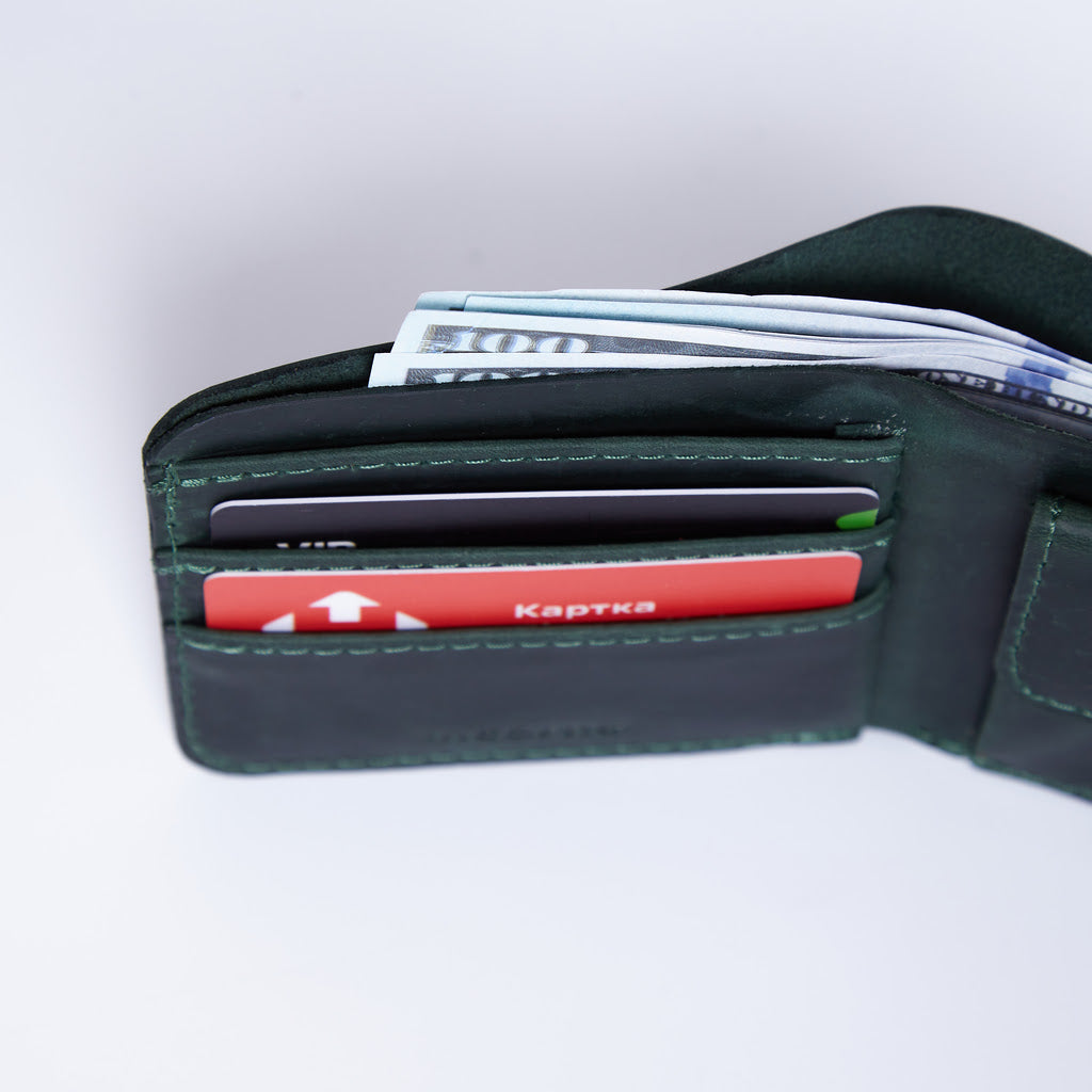 Mini Jack RFID-blocking wallet made from vintage leather