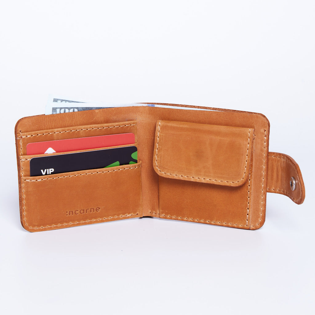 Mini Jack RFID-blocking wallet made from vintage leather