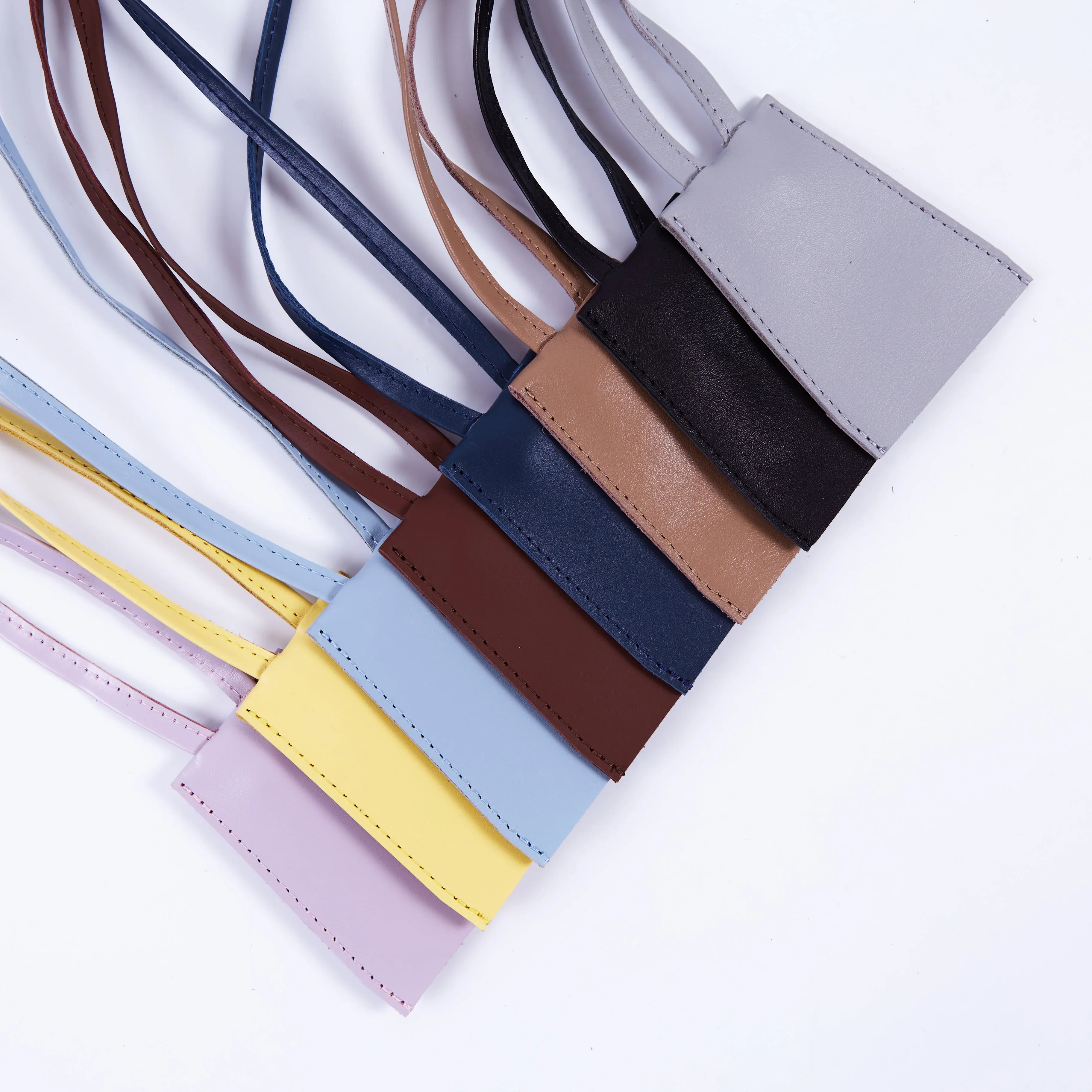 Home key holder made from genuine classic leather - INCARNE® Global