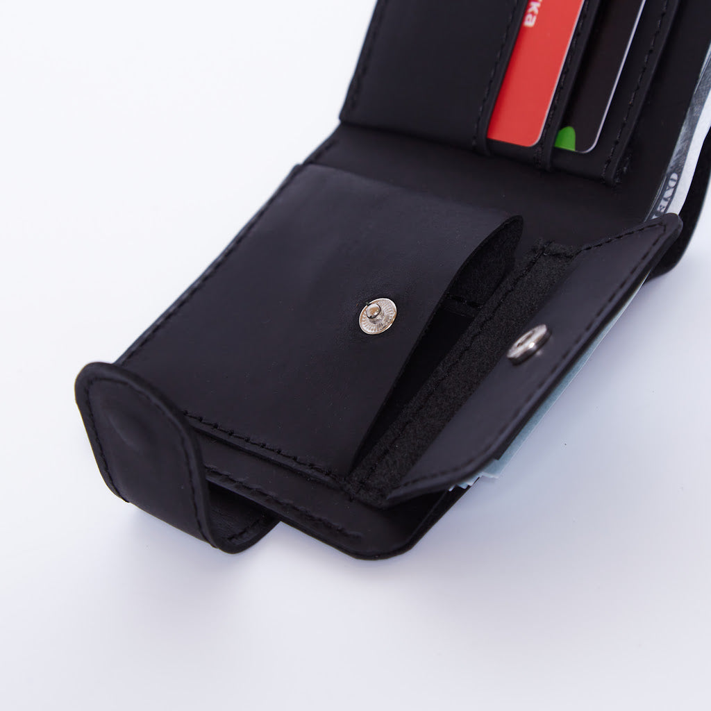 Mini Jack RFID-blocking wallet made from vintage leather