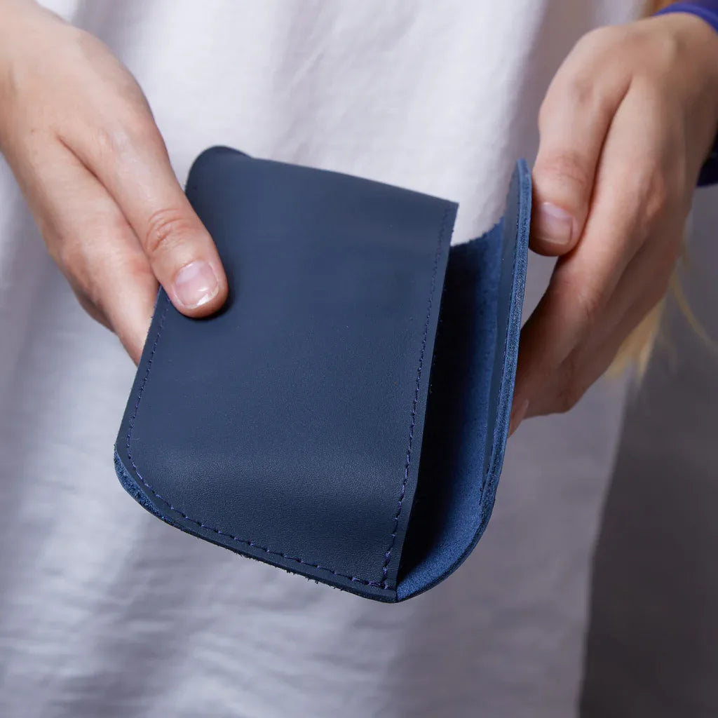 Ellet classic leather eyeglass case - INCARNE® Global