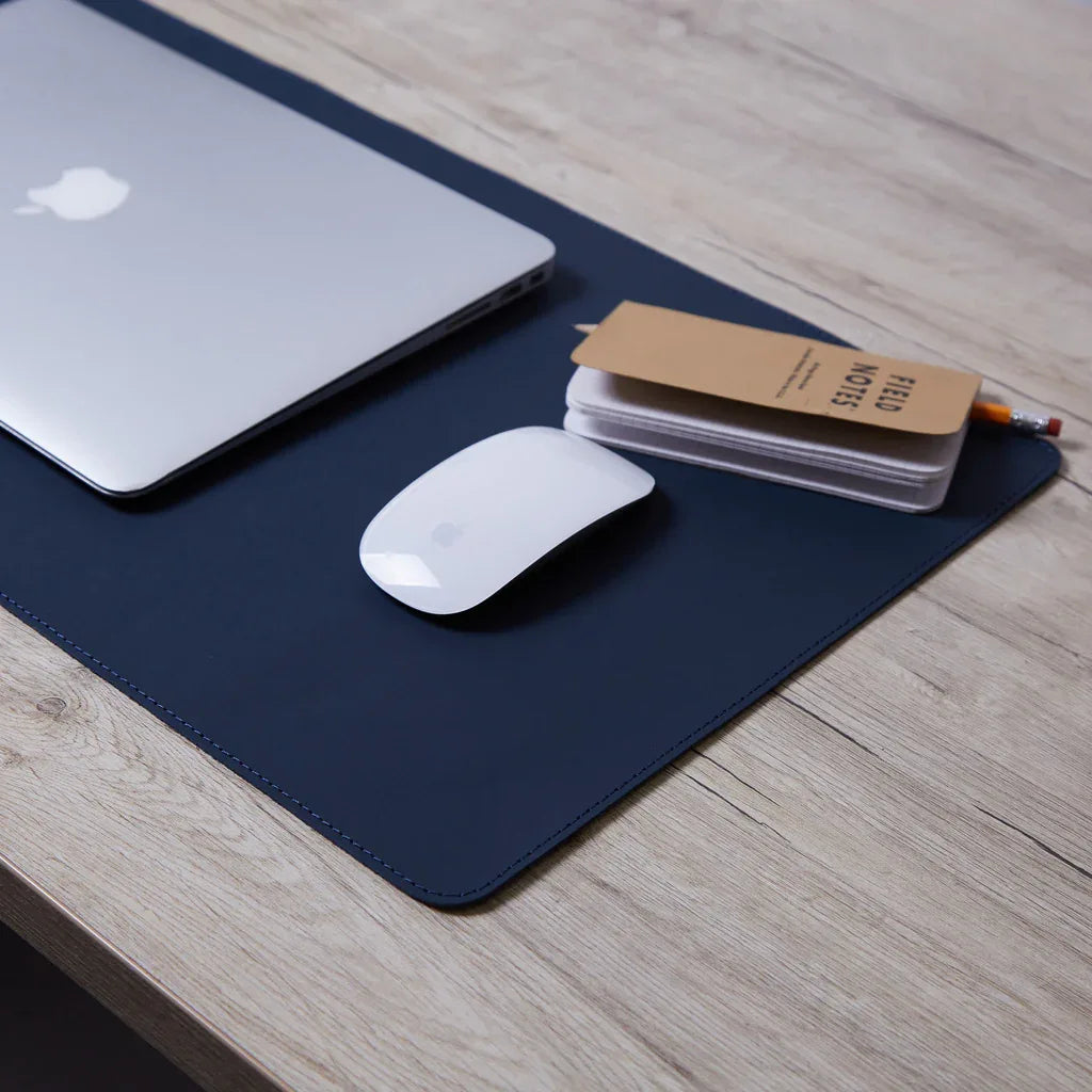 ProDesk classic leather desk pad - INCARNE® Global
