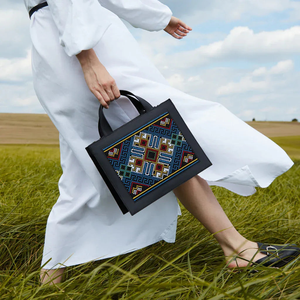 PRE-ORDER 🏷️ Women's genuine leather bag with ornament Berehynia - INCARNE® Global