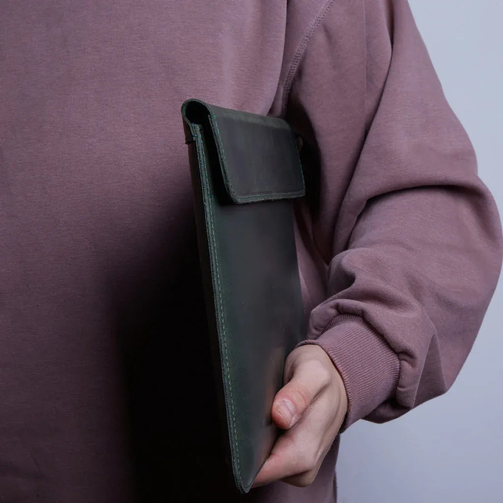 Klouz Laptop Sleeve, Green (vintage) - INCARNE® Global