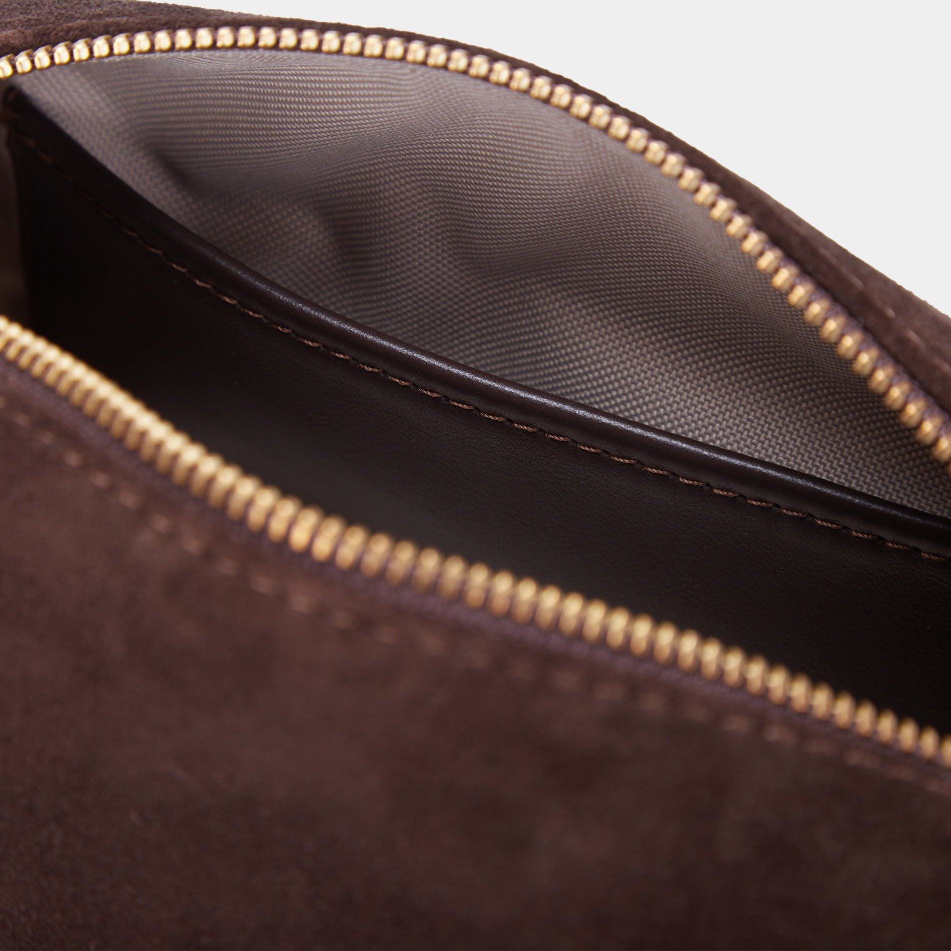 Mirage Small Cosmetic Bag, Brown (velour)