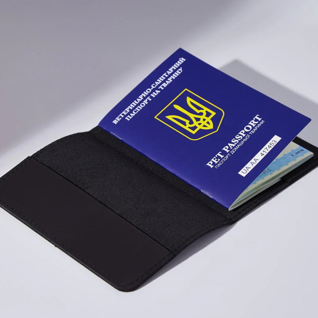 Leather cover for a veterinary passport Paw - INCARNE® Global