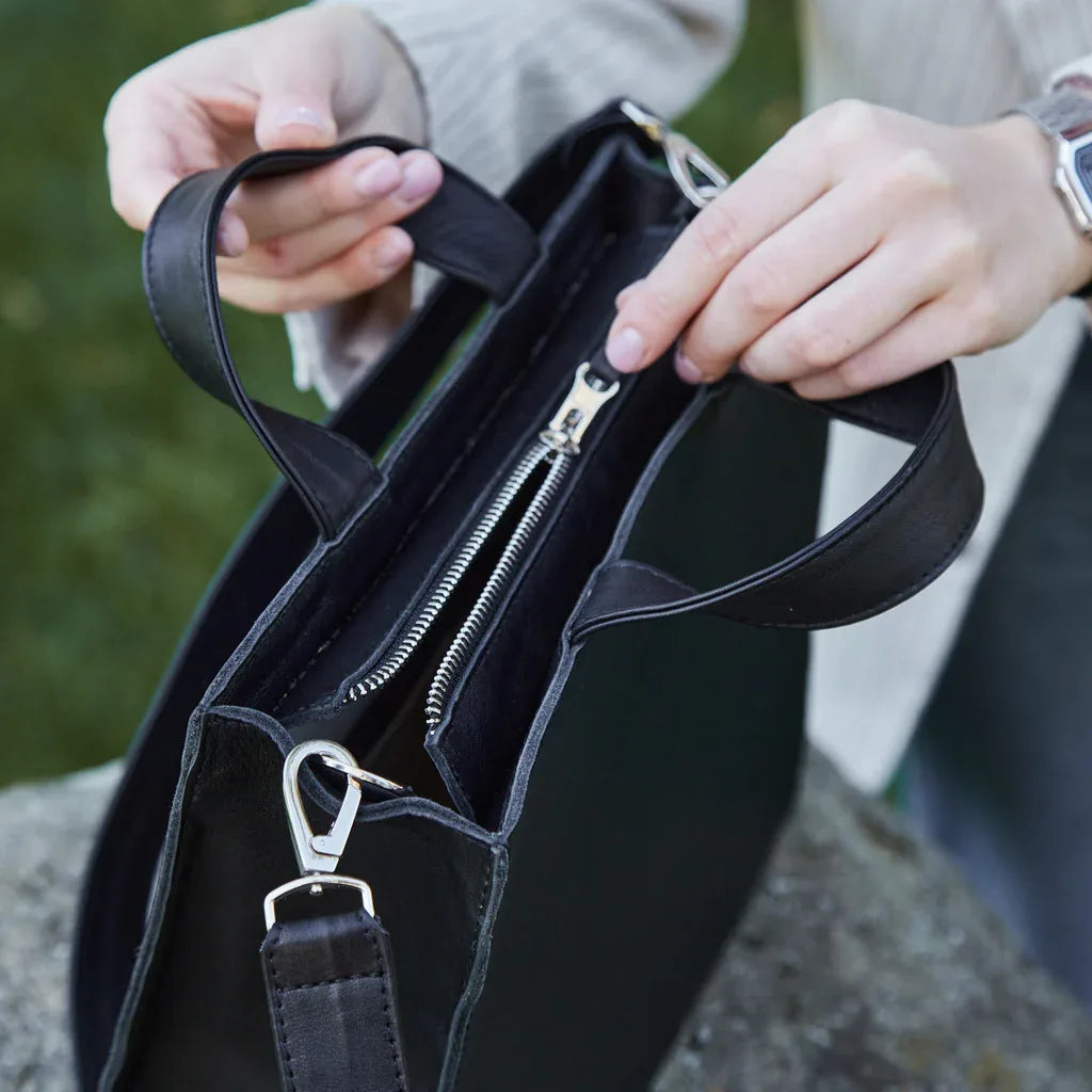 PRE-ORDER 🏷️ Women's genuine leather bag with ornament Berehynia - INCARNE® Global