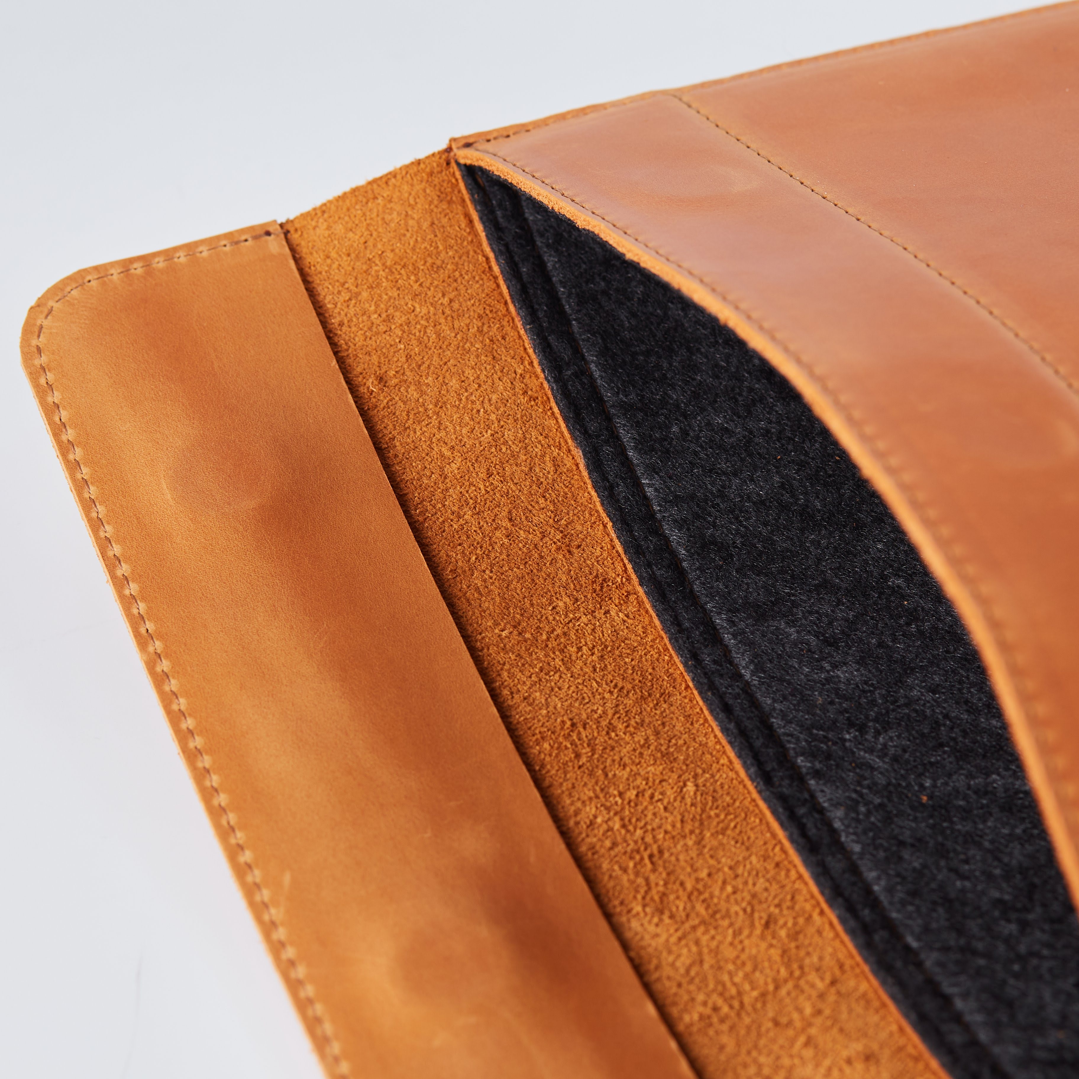 Klouz Laptop Sleeve, Cognac (vintage)