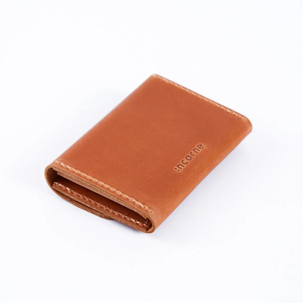 Lean compact wallet made of vintage leather - INCARNE® Global