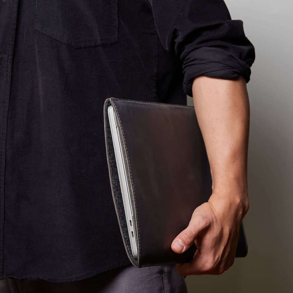 Free Port Plus Leather tablet sleeve with felt lining