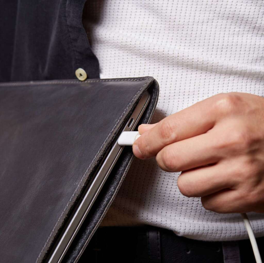 Free Port Plus Leather tablet sleeve with felt lining