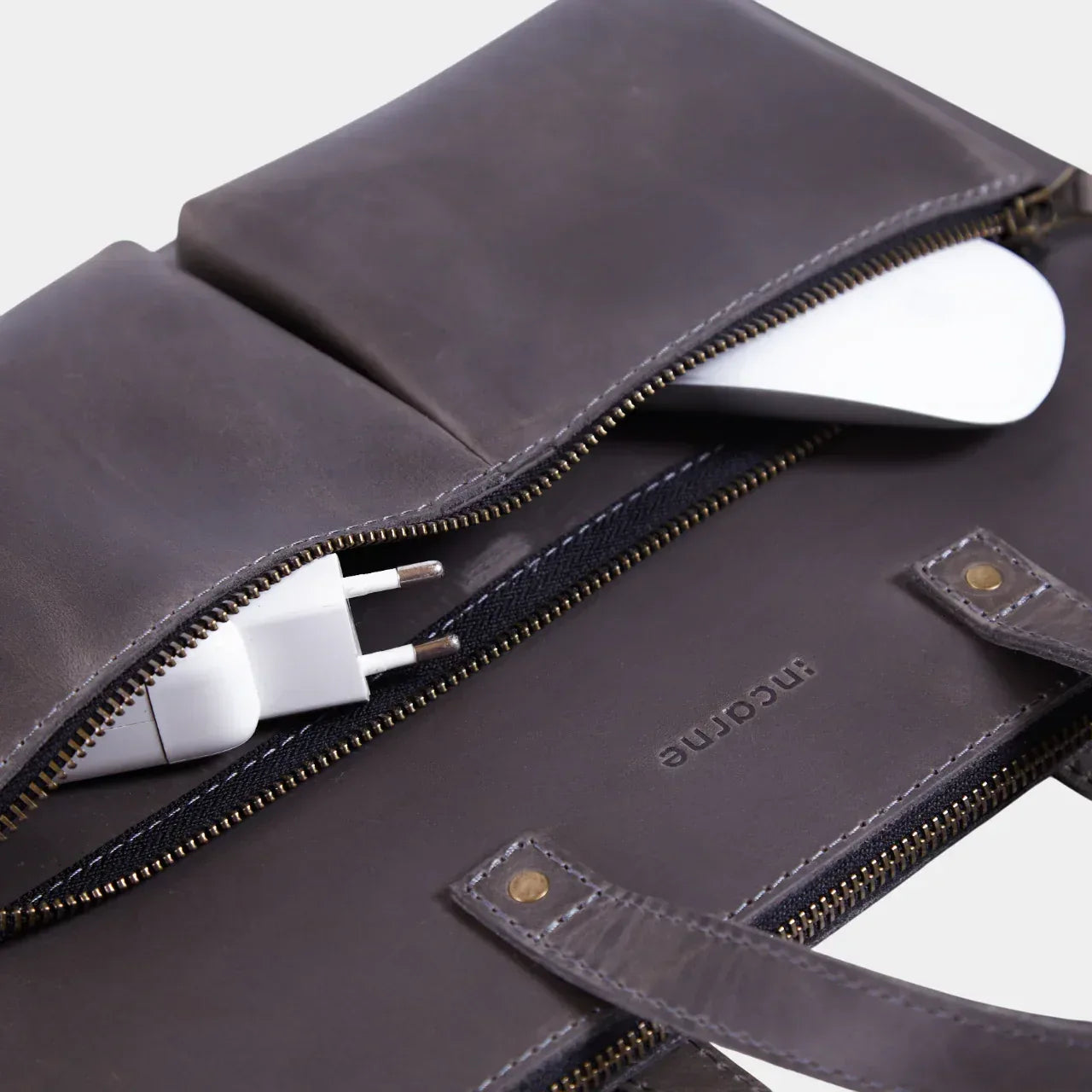 Brave laptop bag-sleeve - INCARNE® Ukraine