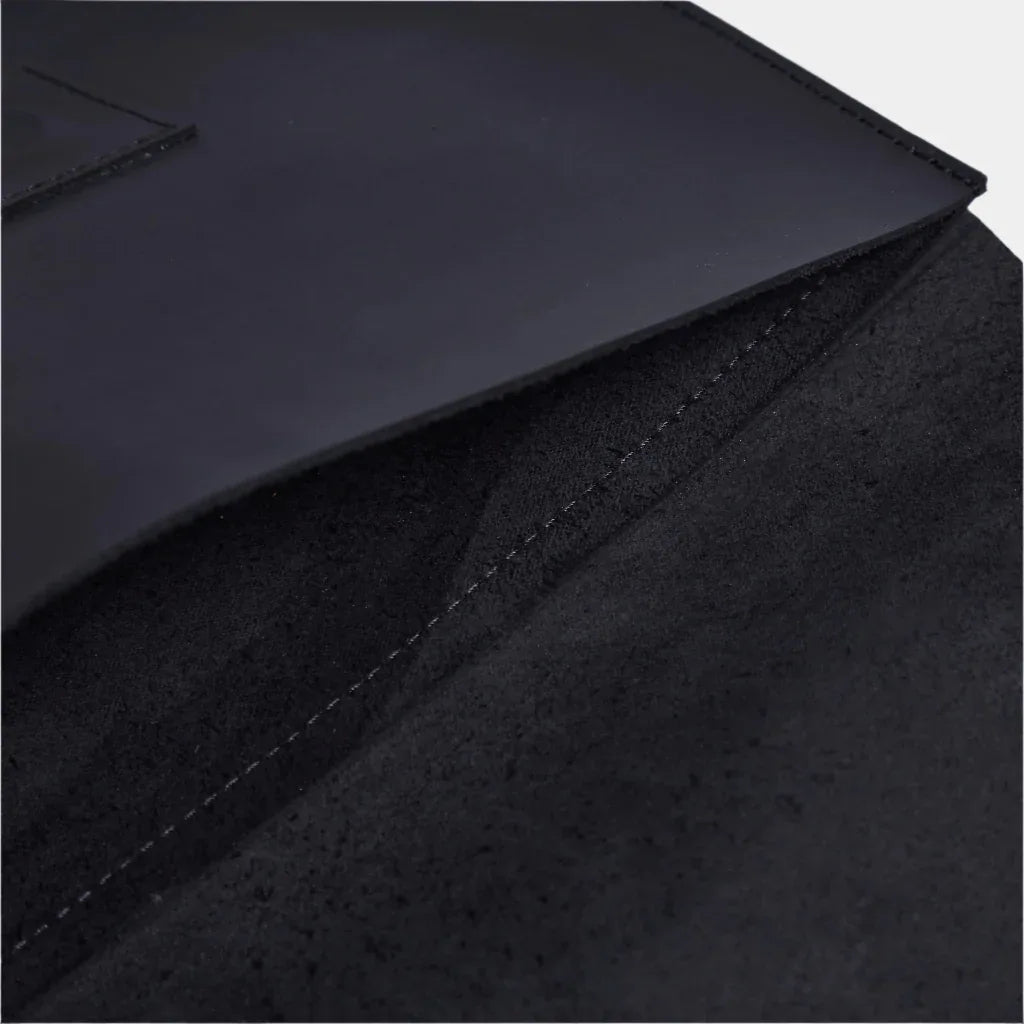 Line Laptop Sleeve, Black (vintage) - INCARNE® Global