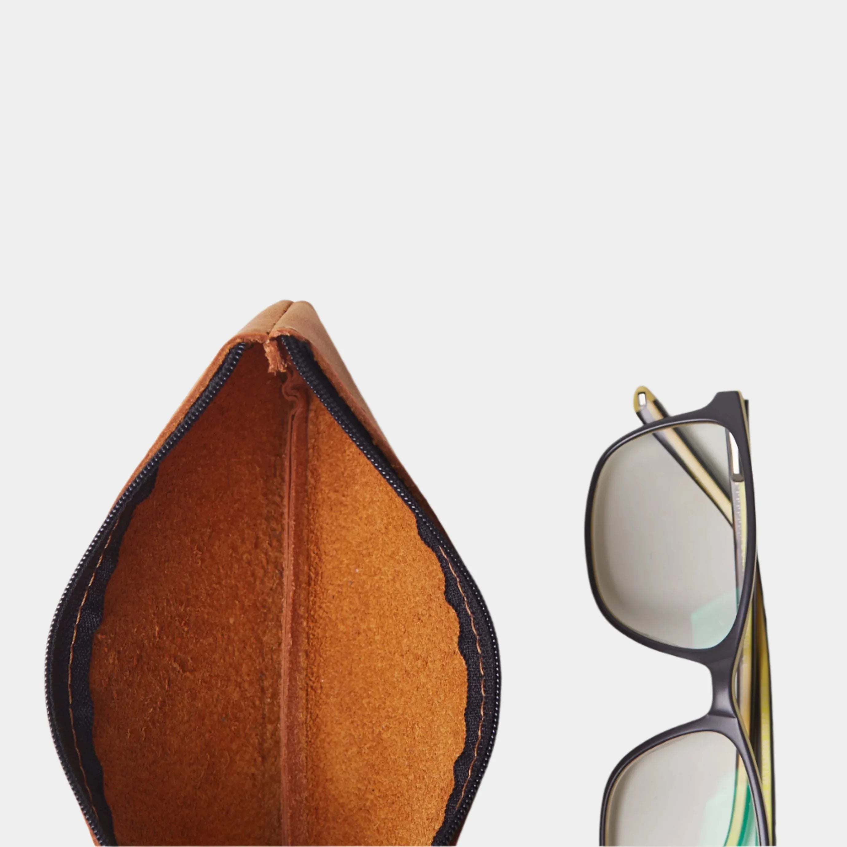 Leaf eyeglass case - INCARNE® Ukraine
