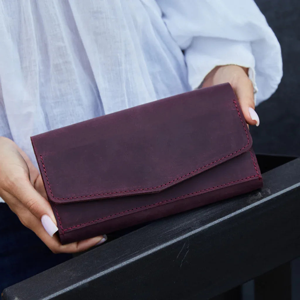 Simple Capacious Leather Wallet - INCARNE® Global