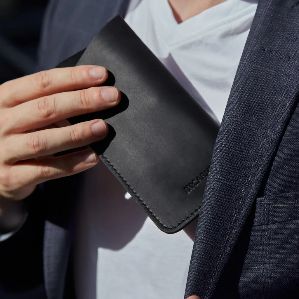 Catch Leather Eyeglass Case - INCARNEĀ® Global