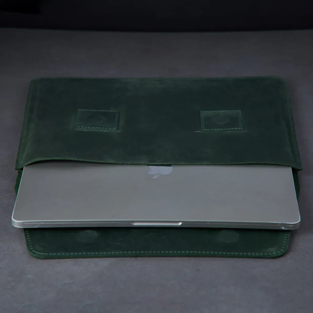 Line Laptop Sleeve, Green (vintage) - INCARNE® Global