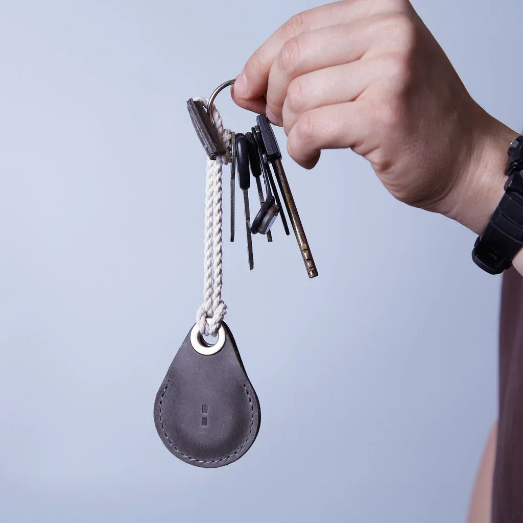 Air Holder Leather Cover for Apple AirTag - INCARNE® Global