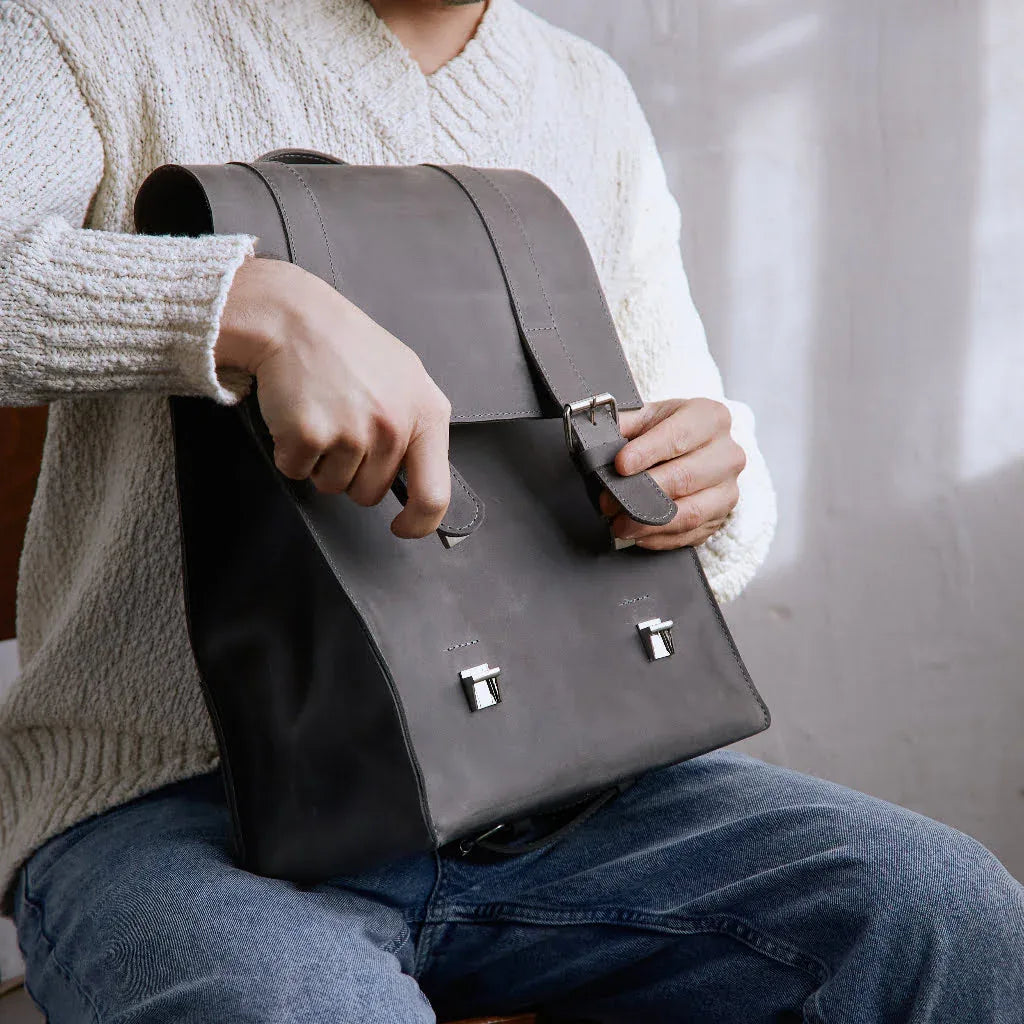 Gloria Leather Backpack with Laptop Pocket - INCARNE® Global