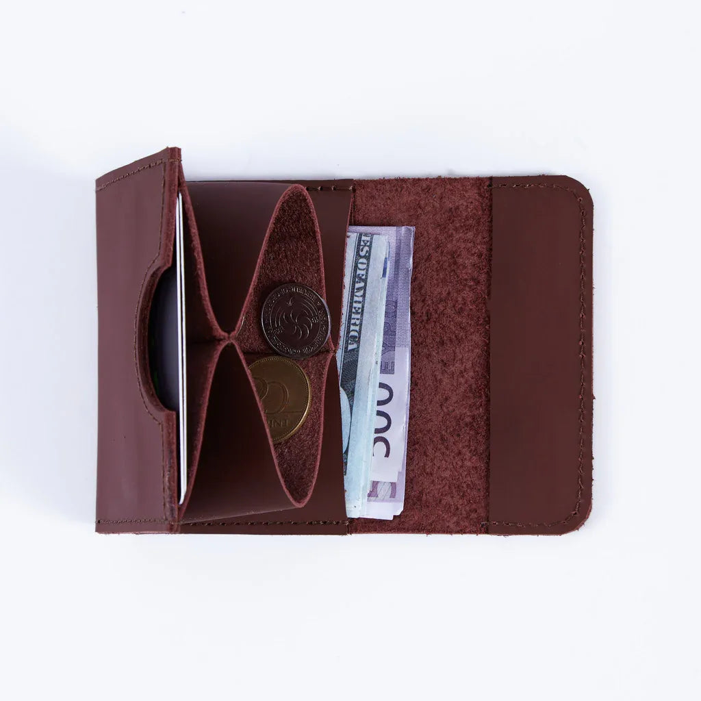 Lean compact wallet made of classic leather - INCARNE® Global
