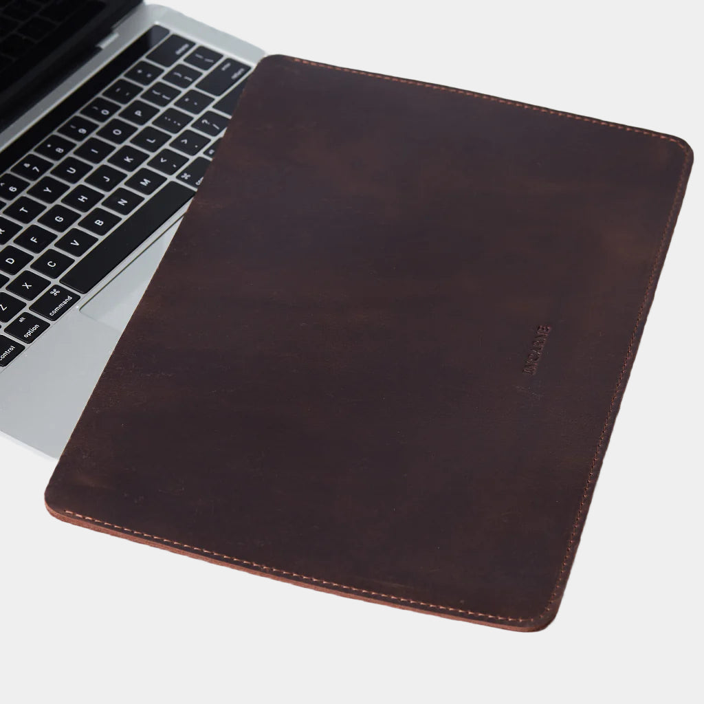New Gamma Laptop Sleeve, Brown (vintage)