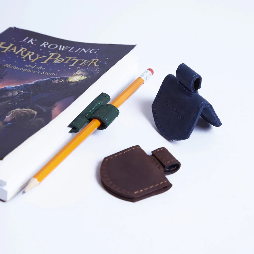 Magnetic bookmarks made from vintage leather (set of 3) - INCARNE® Global