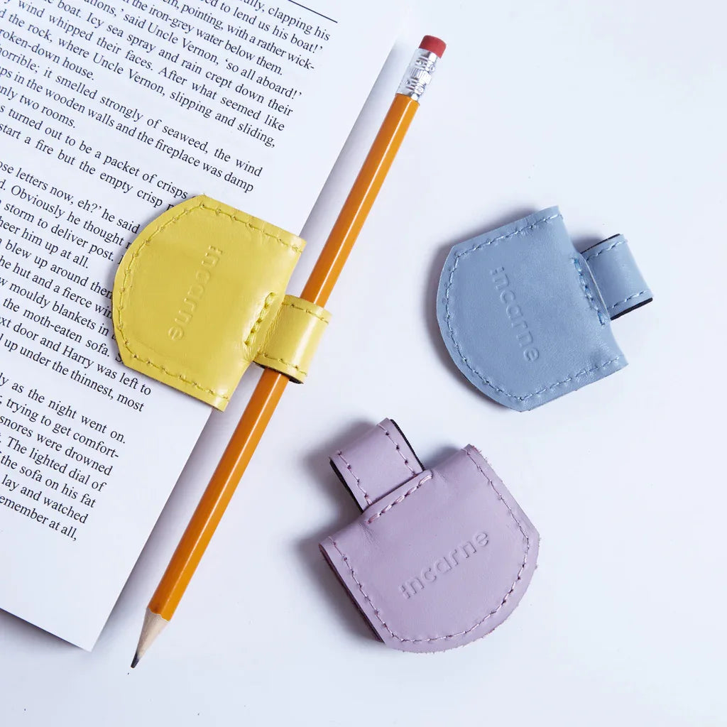 Magnetic bookmarks made from classic leather (set of 3) - INCARNE® Global
