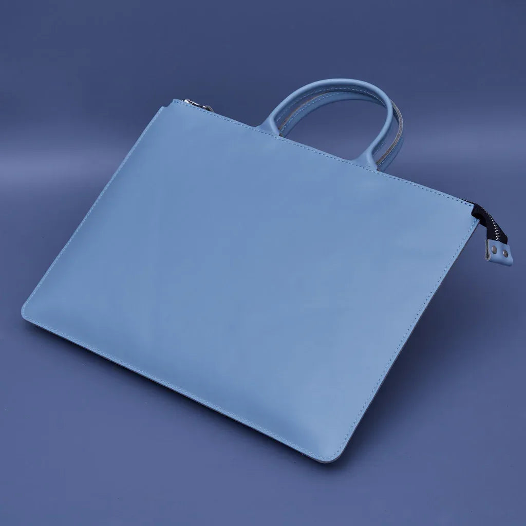 Maryland iPad Pro Sleeve with Handles in classic leather - INCARNE® Global