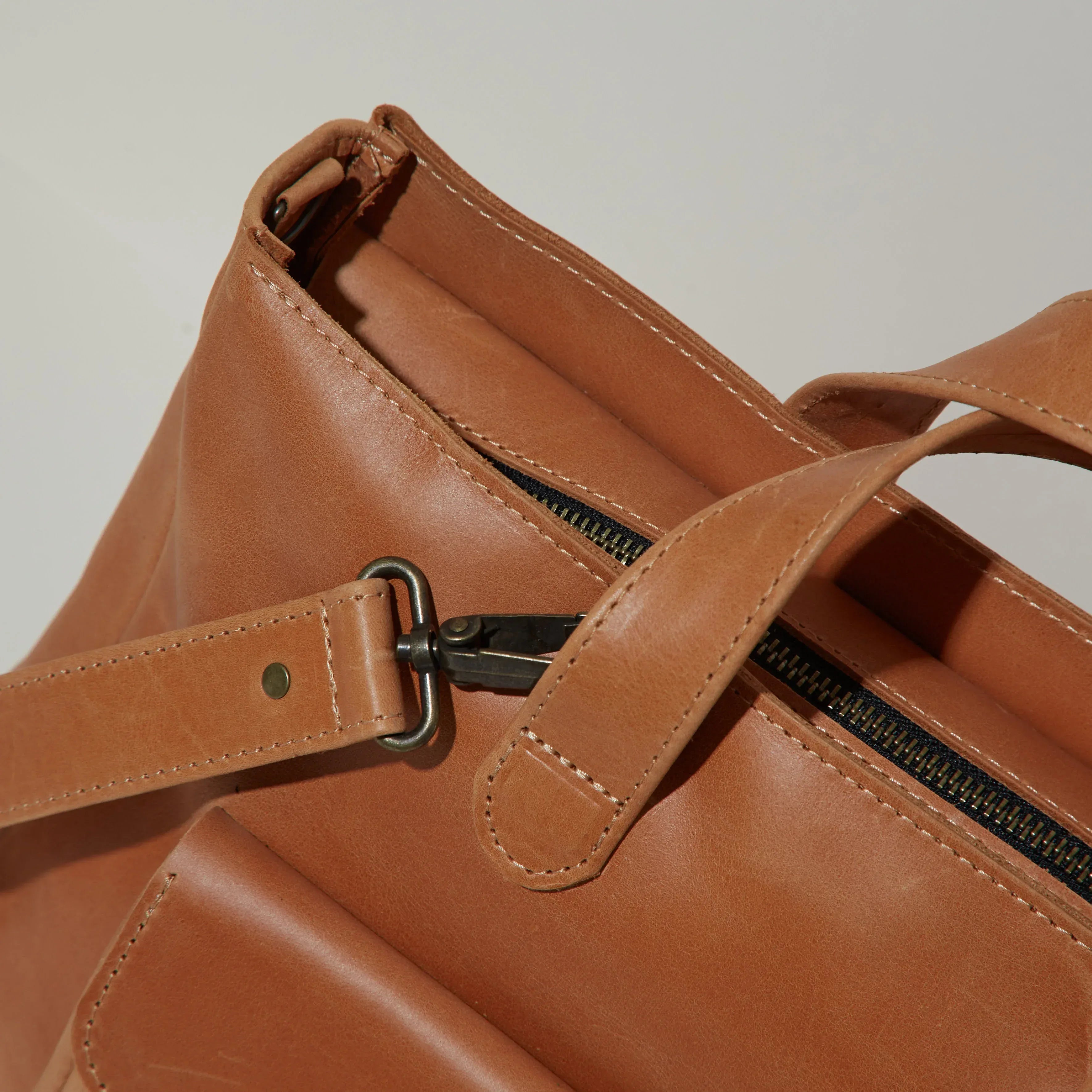 Voyager backpack bag - INCARNE® Ukraine