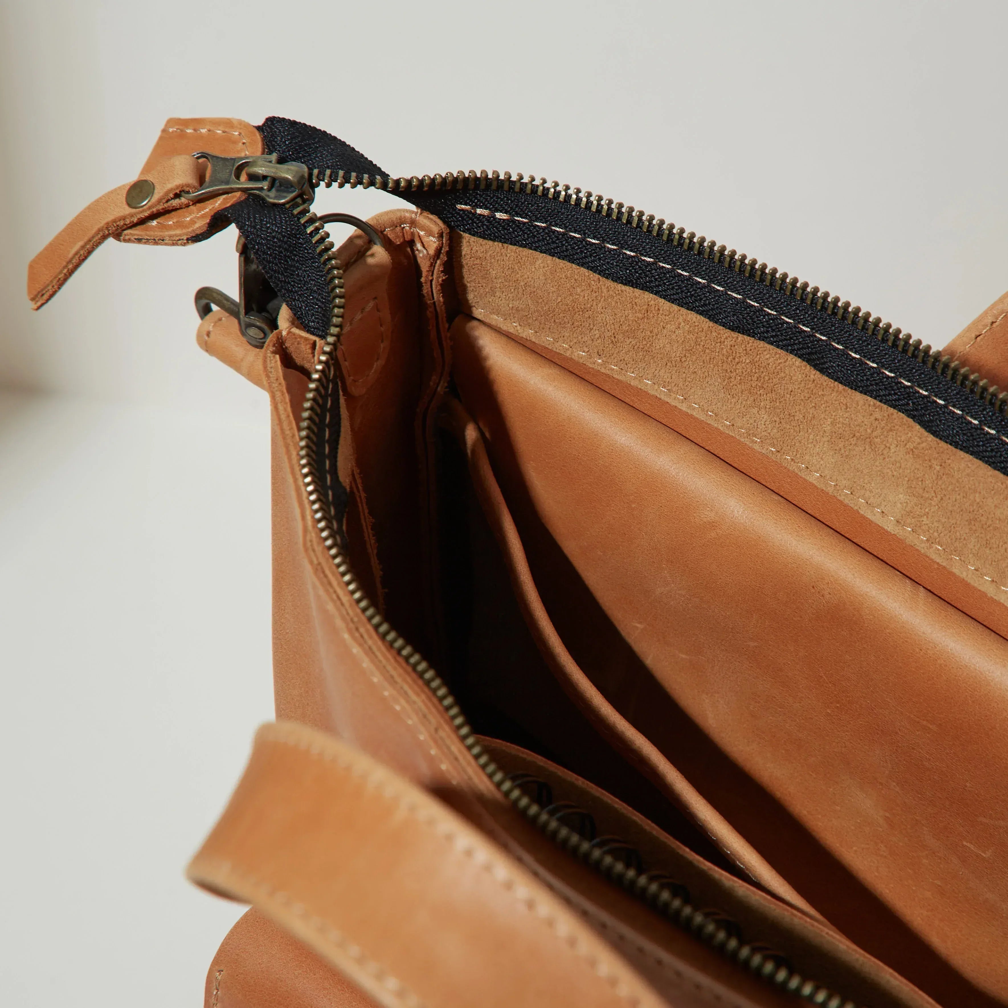 Voyager backpack bag - INCARNE® Ukraine