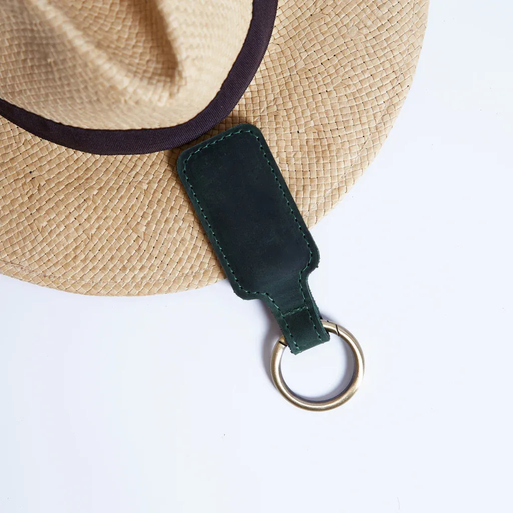 Hat Holder Made from Vintage Leather Wander Hat - INCARNE® Global