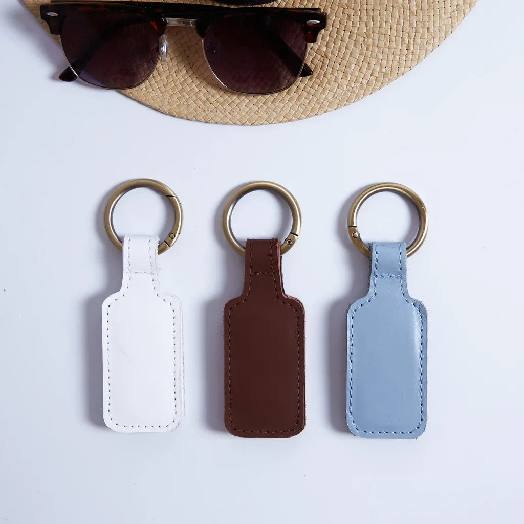 Hat Holder Made from Classic Leather Wander Hat - INCARNE® Global