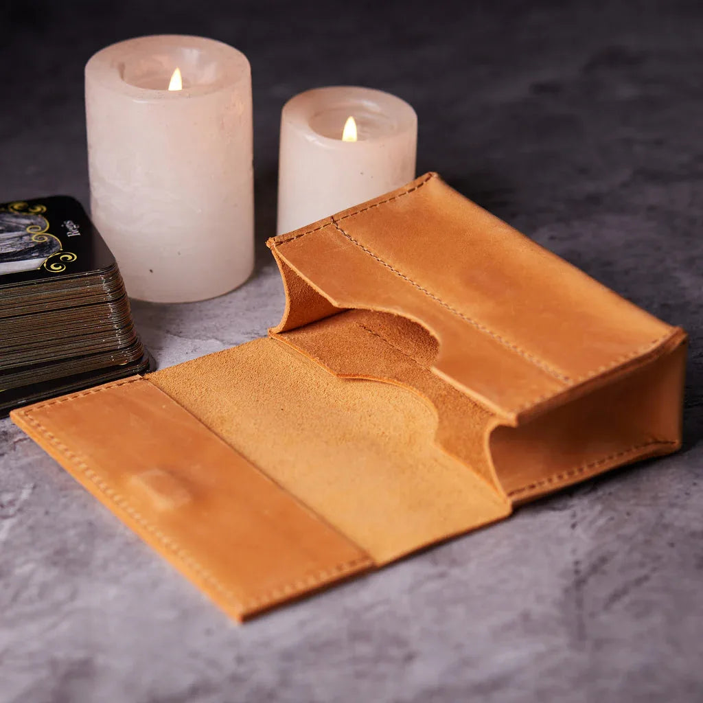 Horizontal tarot bag with magnetic clasp made from vintage leather - INCARNE® Global