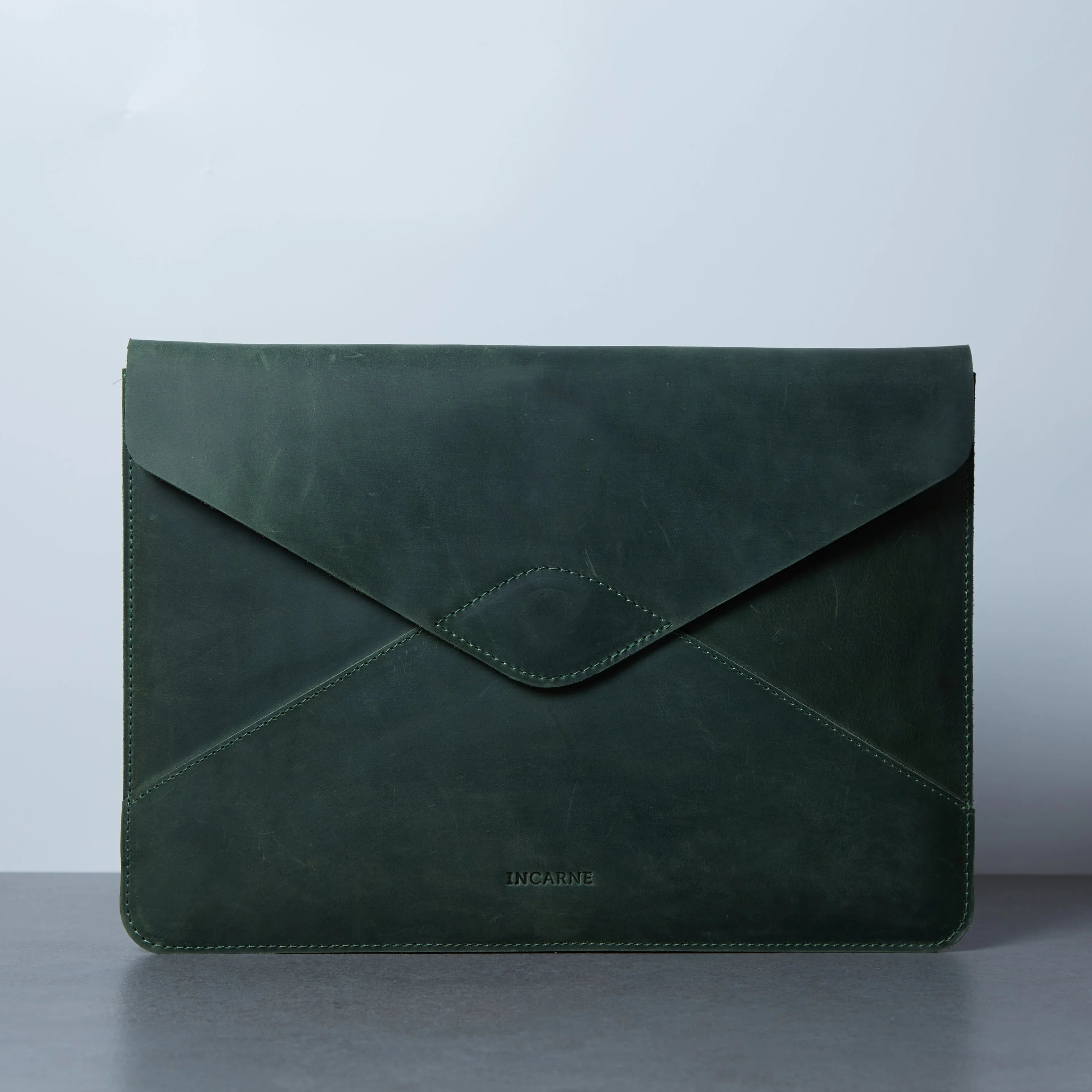 Message Laptop Sleeve, Green (vintage) - INCARNE® Global