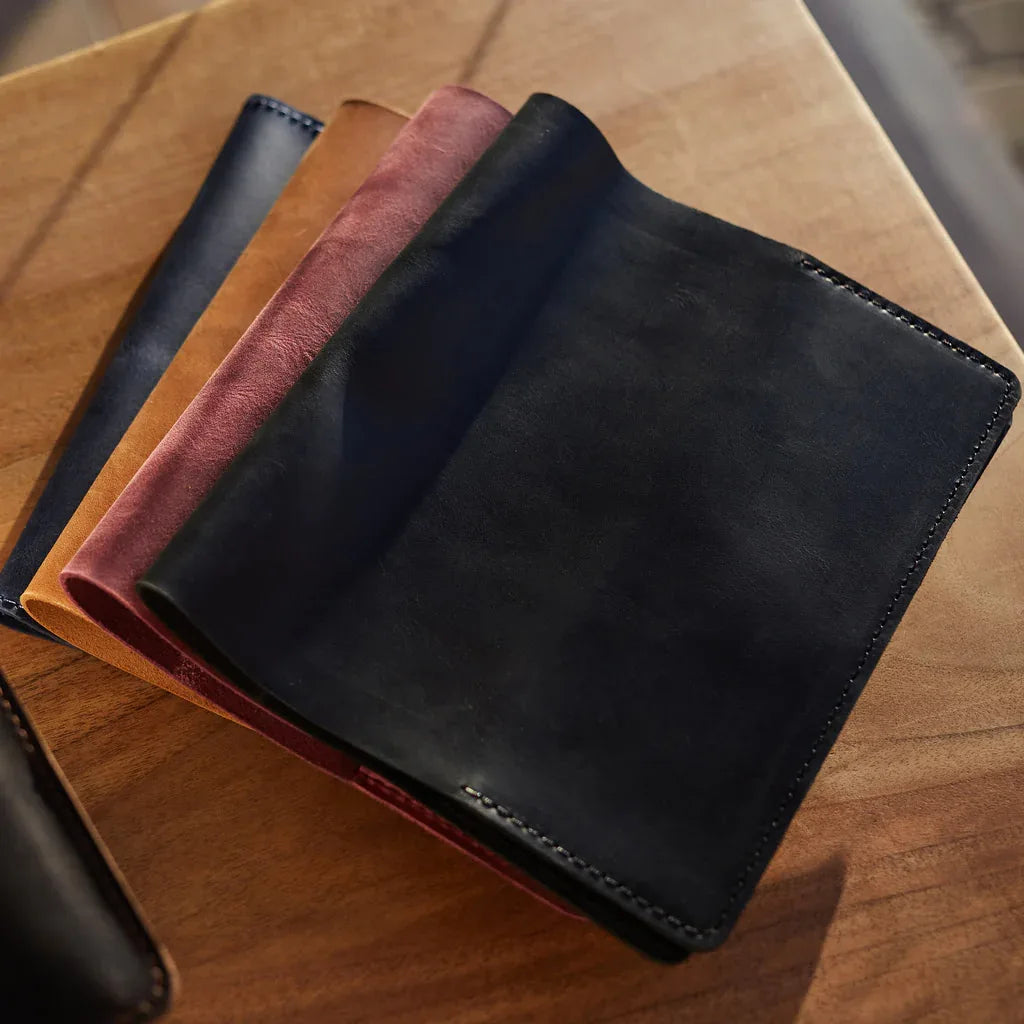 Leather Holly Bible Cover - INCARNE® Global