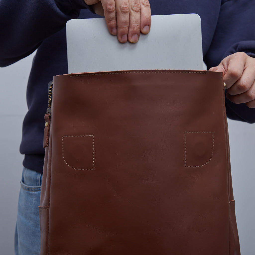 Unia Laptop Backpack in classic leather