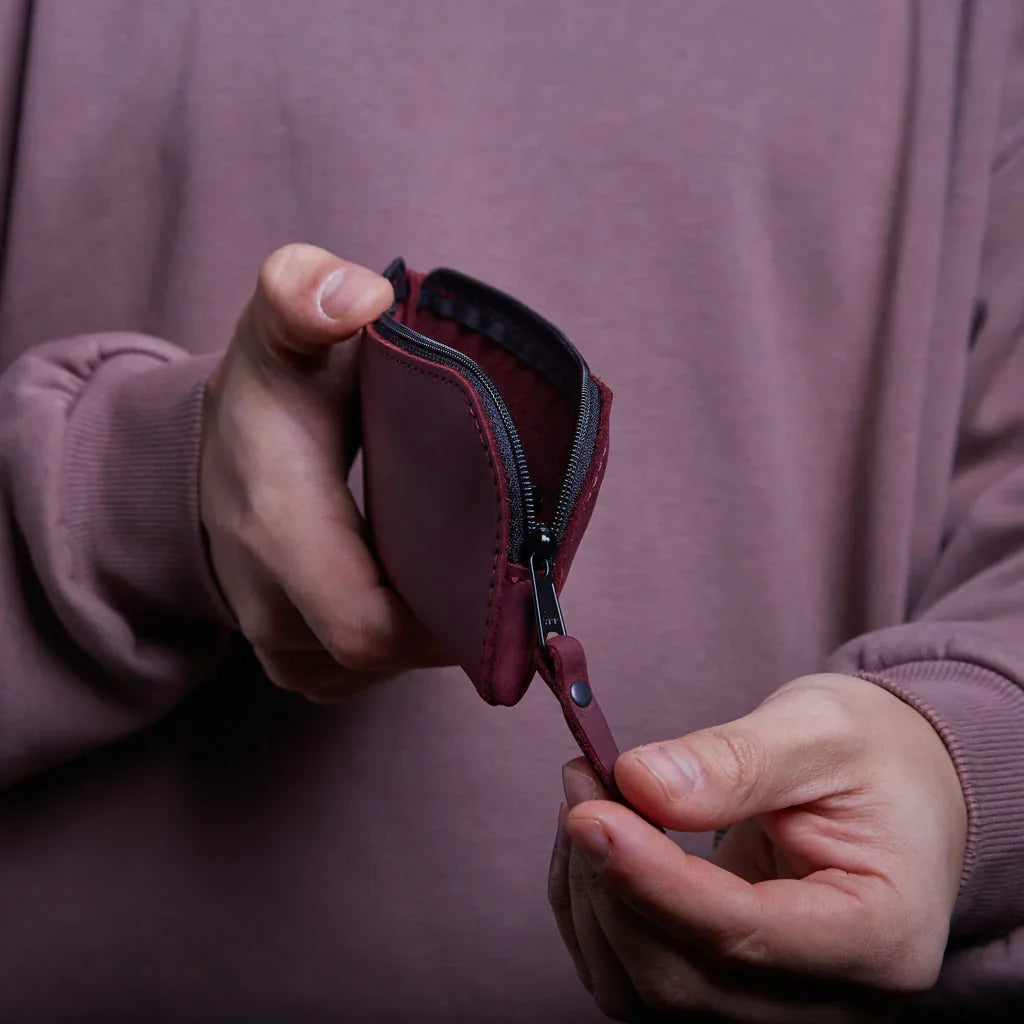 Leaf Leather Eyeglass Case - INCARNEĀ® Global