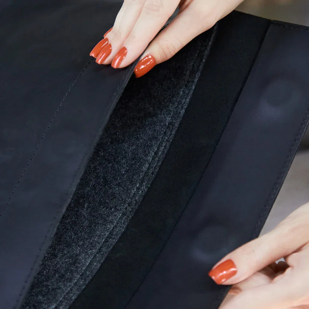 Klouz case - INCARNE® Ukraine