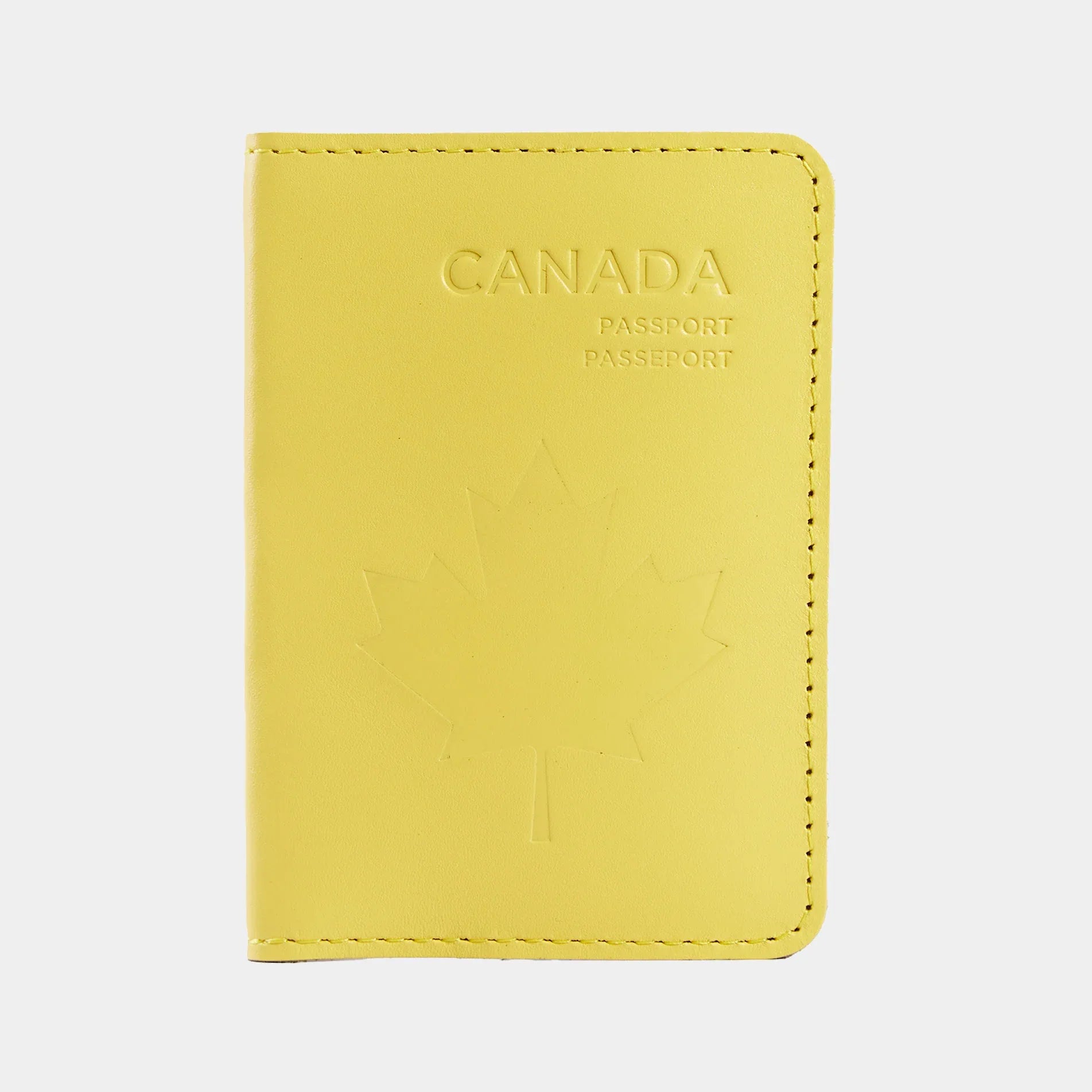 Passport Cover with the national symbol of Canada Made from Classic Leather - INCARNE® Global
