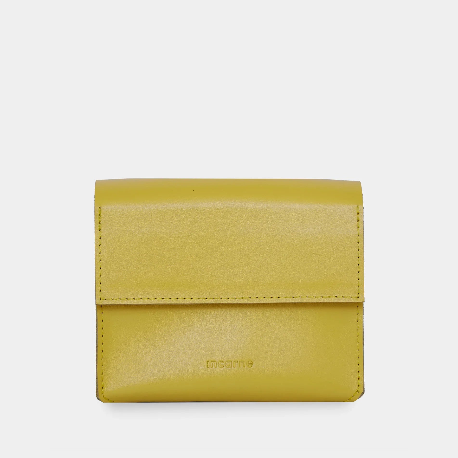 Wire Keeper Organizer for Cables, Mouse, Adapters in Classic Leather - INCARNE® Global