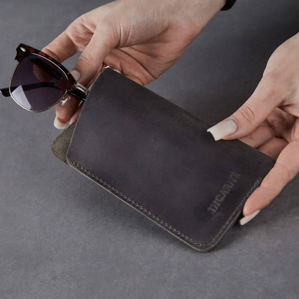 Catch Leather Eyeglass Case - INCARNEĀ® Global