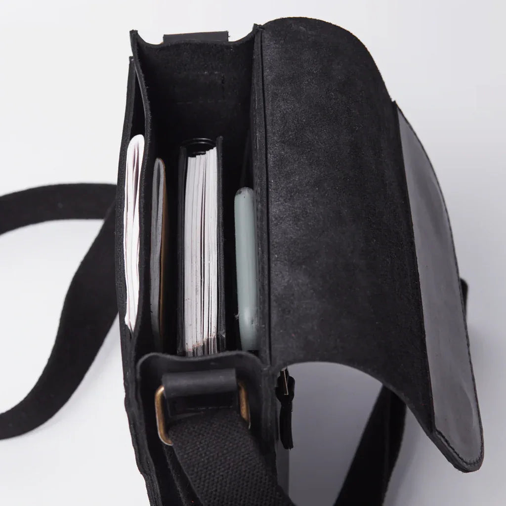 PORTER LEATHER SHOULDER BAG FOR MEN - INCARNE® Global