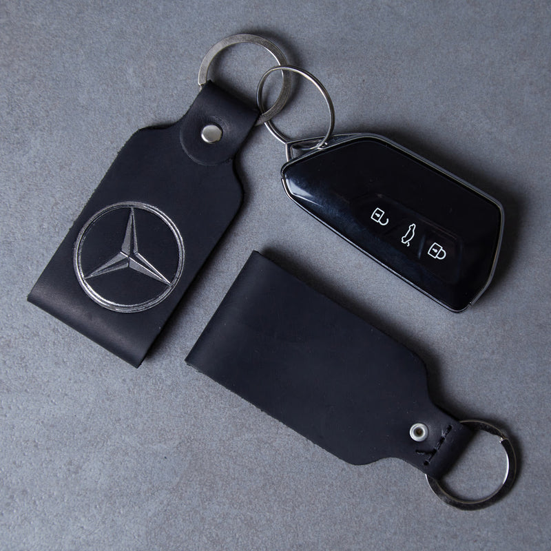 Logo leather keychain